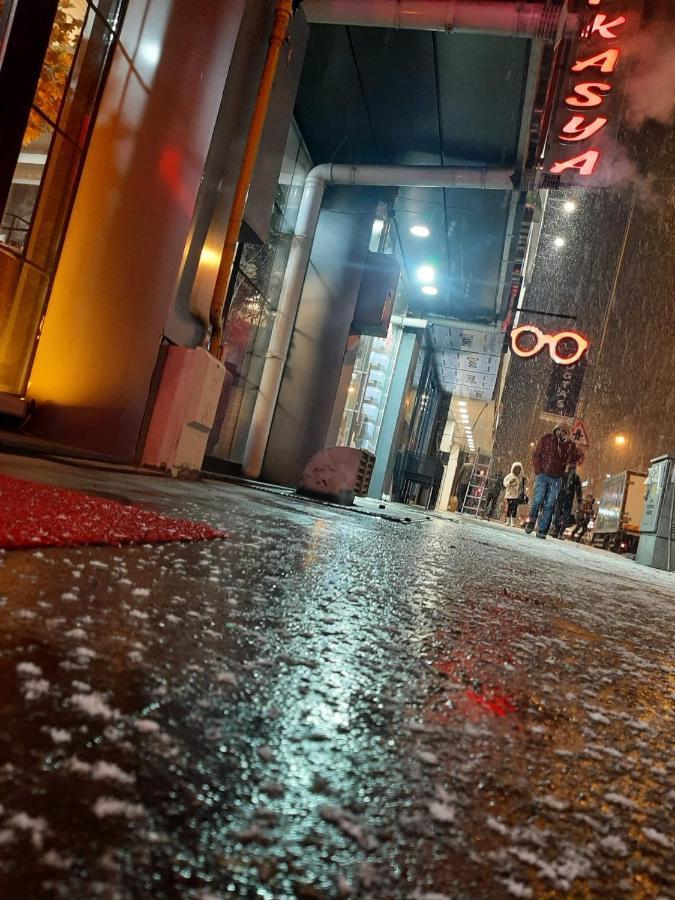 Hotel Kafkasya カルス エクステリア 写真